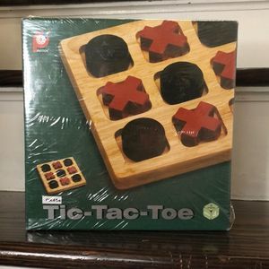 WOODEN TIC TAC TOE Ages 4+ NEW IN BOX Gift Ready!